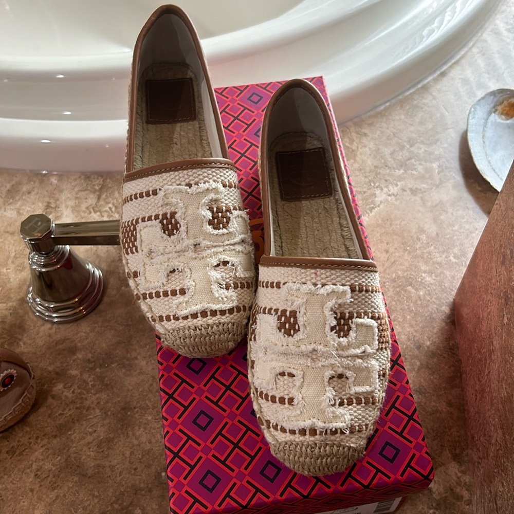 Tory Burch espadrille size 5